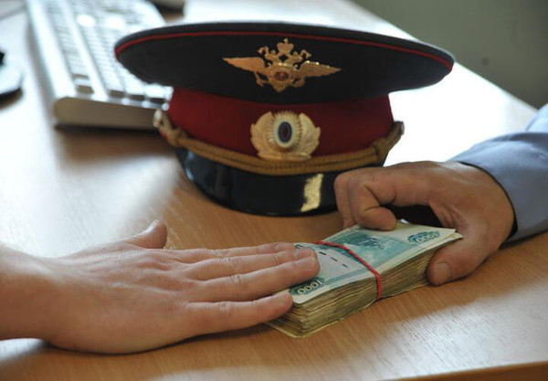 В России поставили новый рекорд по взяткам – почти 5 миллиардов рублей!