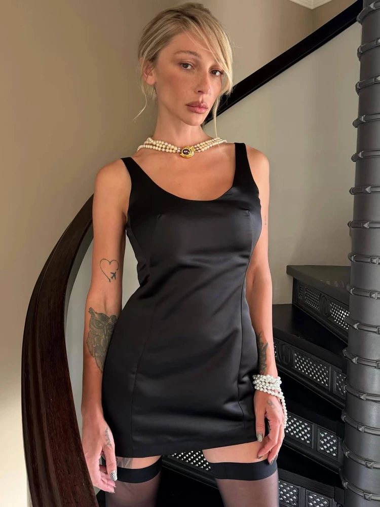 280 — Настя Ивлеева фото 18+