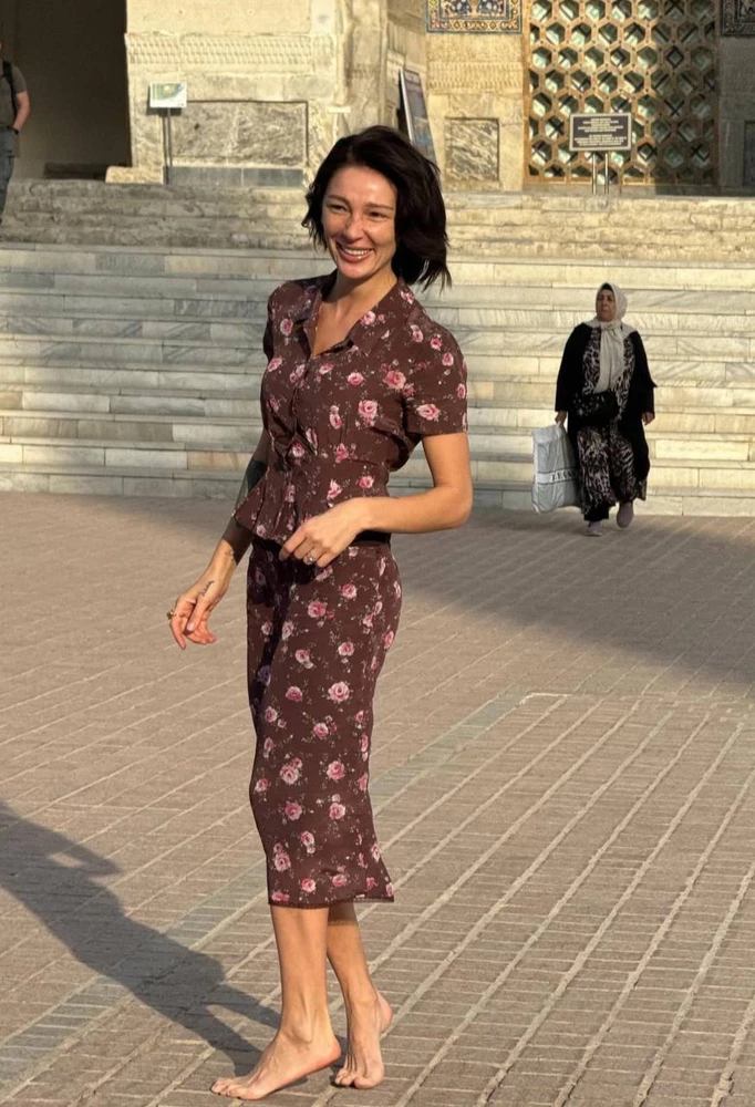 266 — Настя Ивлеева фото 18+