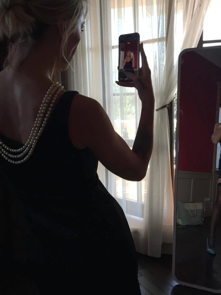 284 — Настя Ивлеева фото 18+