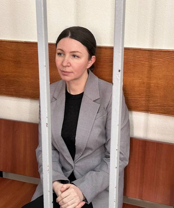 Стало известно, сколько Блиновская зарабатывает в колонии