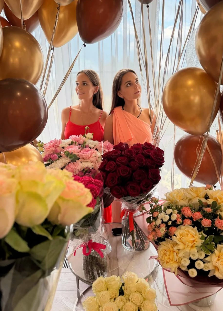 Арина и Дина Аверины отмечают 28-летие!