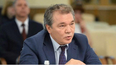 Депутат Госдумы Калашников заболел коронавирусом на фоне двухсторонней пневмонии.