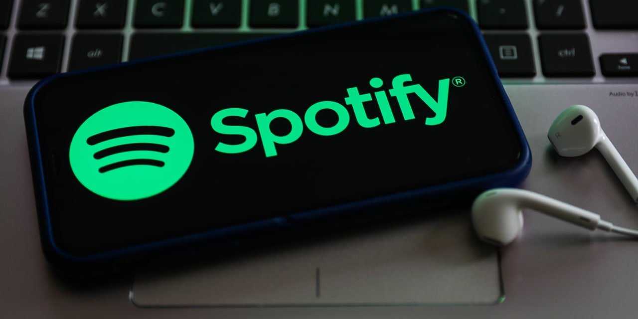 Spotify полностью уйдёт с российского рынка в апреле