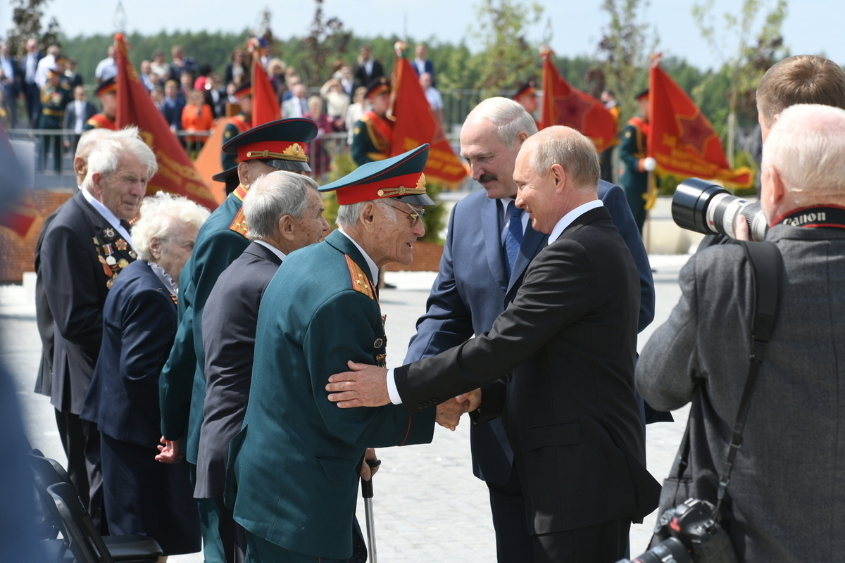 Путин Лукашенко Ржев мемориал