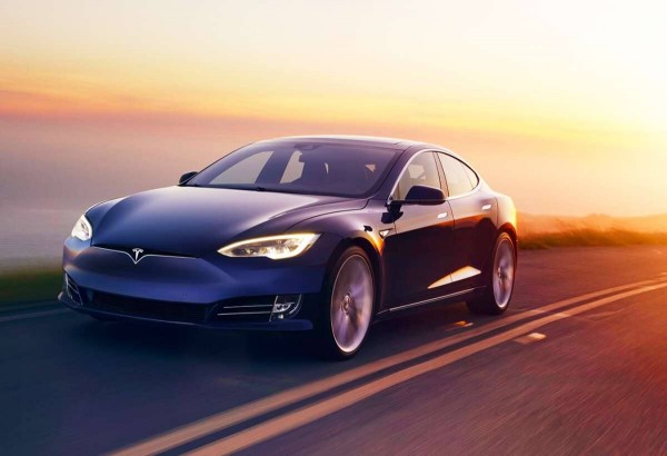 Tesla снова сбила «человека» на тестах