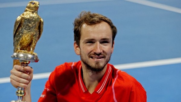 Даниил Медведев берет второй титул к ряду!
