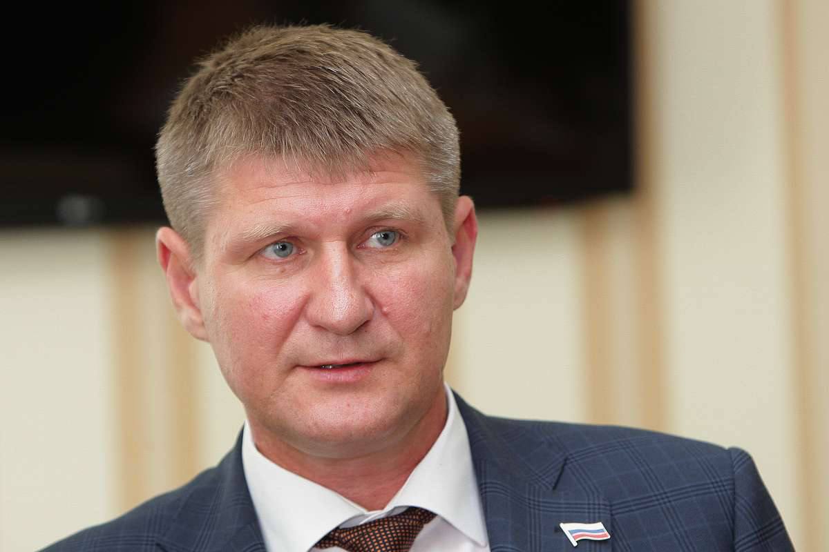 В Госдуме предложили ограничить въезд мигрантов
